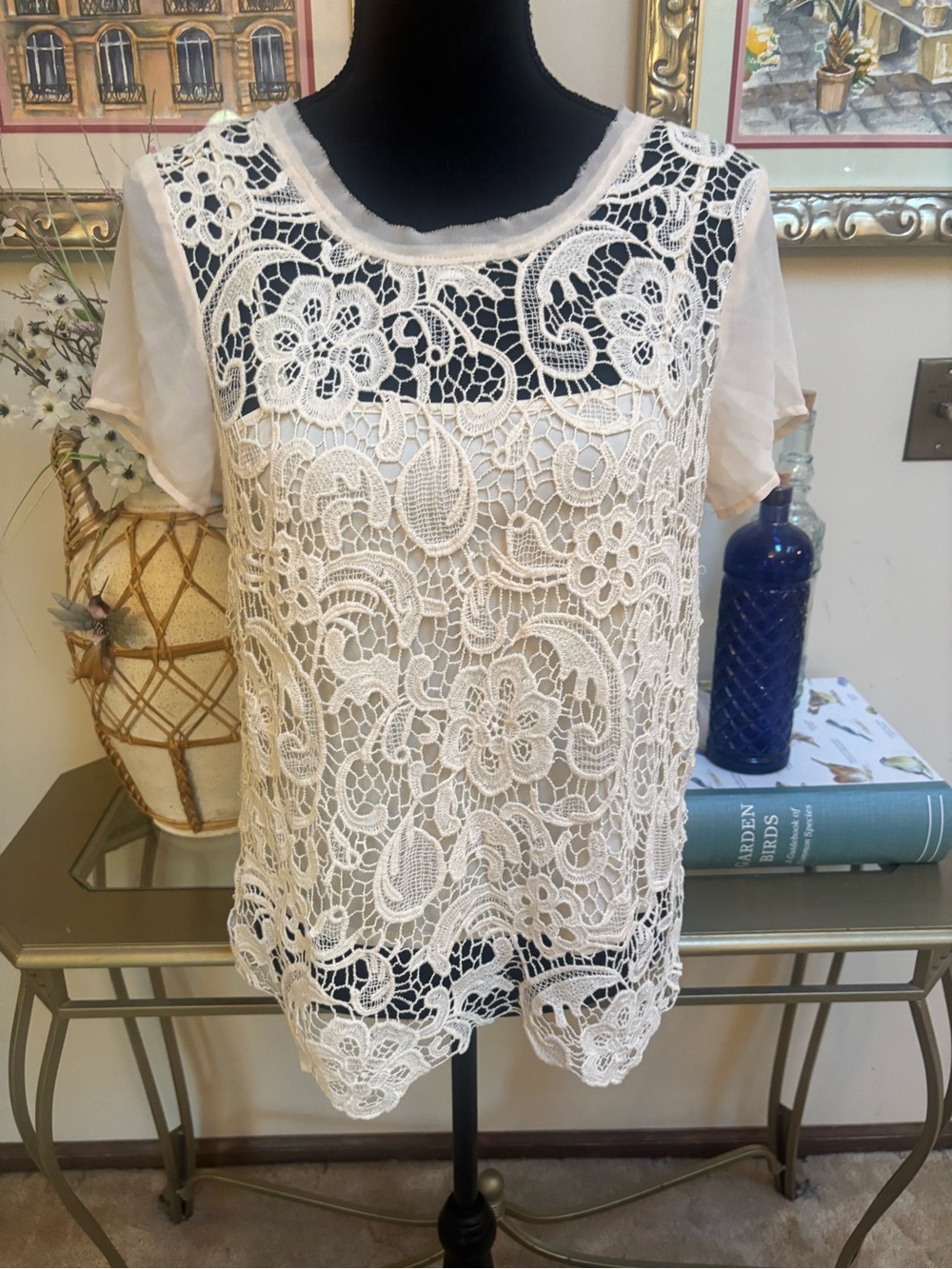Adiva Cream Lace Crochet Overlay Sheer Short Sleeve Blouse With Cami Size Small - Picture 8 of 8